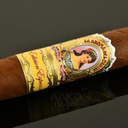 La Aroma del Caribe Edicion Especial No. 4 Churchill - сигары Ла Арома дель Карибе Эдишн Эспешл №4 Черчилль