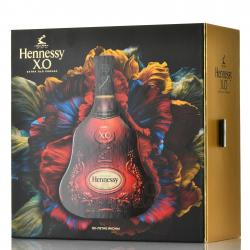 Hennessy XO gift box End of Year 2020 - коньяк Хеннесси XO в подарочной коробке Конец Года 2020 0.7 л в п/у