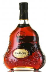 Hennessy XO gift box End of Year 2020 - коньяк Хеннесси XO в подарочной коробке Конец Года 2020 0.7 л в п/у