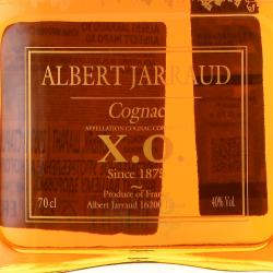 Albert Jarraud XO gift box - коньяк Альберт Жаро ХО 0.7 л п/у