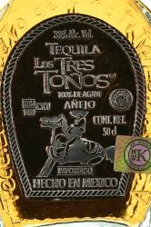 Los Tres Tonos Anejo - текила Лос Трес Тонос Аньехо 0.5 л