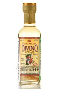 Mezcal Divino Reposado - мескаль Дивино Репосадо с гусеницей голубой агавы 0.05 л