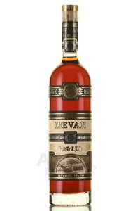 Cognac Ijevan 5 years - коньяк Иджеван выдержка 5 лет 0.5 л в черн. п/у