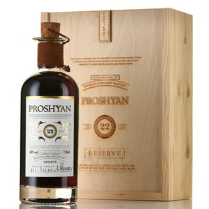 Proshyan Reserve 22 years old - коньяк Прошян Резерв 22 года 0.75 л + 2 бокала в п/у дерево