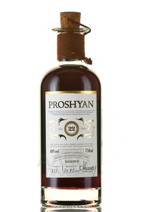 Proshyan Reserve 22 years old - коньяк Прошян Резерв 22 года 0.75 л + 2 бокала в п/у дерево