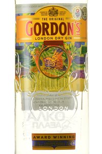 Gordon’s London Dry Gin - джин Гордонс лондонский сухой 0.7 л в п/у + бокал