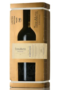 вино Terramater Unusual Cabernet Shiraz Zinfandel  0.75 л красное сухое подарочная коробка