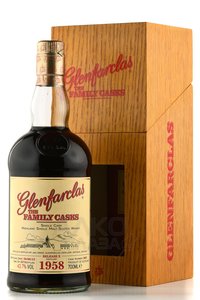 Glenfarclas Family Cask 1958 - виски Гленфарклас Фэмили Каскс 1958 года 0.7 л