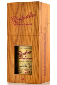 Glenfarclas Family Casks 1999 - виски Гленфарклас Фэмэли Каскс 1999 года 0.7 л