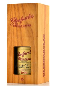 Glenfarclas Family Casks 1990 - виски Гленфарклас Фэмэли Каскс 1990 года 0.7 л