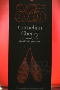 вино 365 Wines Cornelian Cherry 0.75 л сувенирная бутылка этикетка