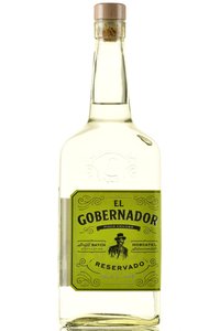 El Gobernador Pisco Chileno Reservado - водка Эль Гобернадор Писко Чилено Резервадо 0.7 л