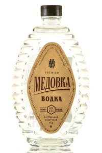 Водка Медовка 0.5 л