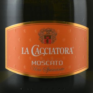 La Cacciatora Moscato - вино игристое Ла Каччатора Москато 0.75 л белое сладкое