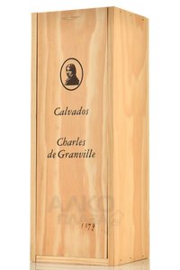 Charles de Granville 1972 - кальвадос Шарль де Гранвиль 1972 год 0.7 л в д/у