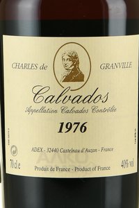 Charles de Granville 1976 - кальвадос Шарль де Гранвиль 1976 год 0.7 л в д/у