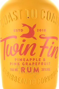 Twin Fin Pineapple and Pink Grapefruit Rum - Твин Фин Ананас и Розовый Грейпфрут Ром 0.7 л