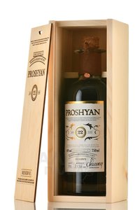 Proshyan Reserve 22 years old - коньяк Прошян Резерв 22 года 0.75 л