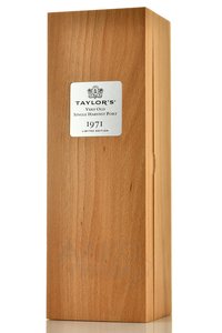 Taylor’s Very Old Single Harvest Port 1971 - портвейн Тэйлорс Вери Олд Сингл Харвест Порт 1971 год 0.75 л в д/у