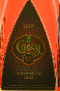 Caney Anejo 12 years - ром Каней Аньехо 12 лет 0.7 л