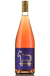 Вино Конь в Пальто 0.75 л розовое сухое