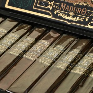 Gurkha Revenant Robusto Maduro - сигары Гурка Ревенант Робусто Мадуро Доминиканская Республика